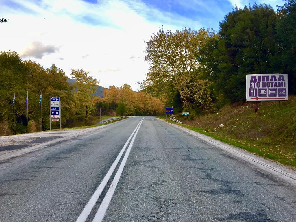 Dipla Sto Potami Hotel Chani Terevou Kültér fotó